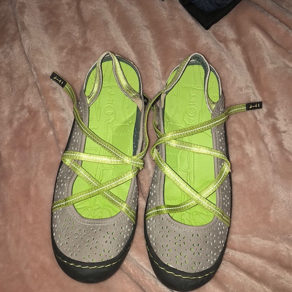 all terra traction shoes